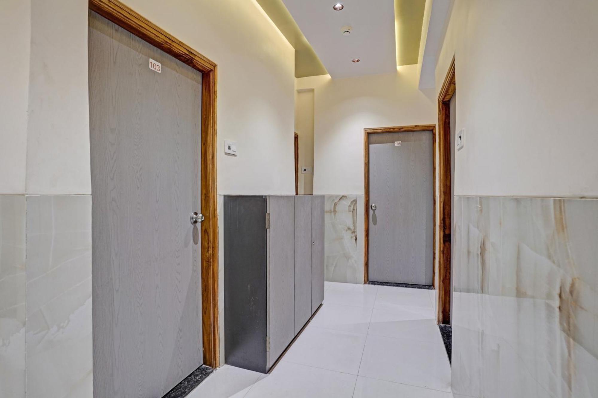 Super Hotel O Dhiman Residency Ulhasnagar Exterior photo
