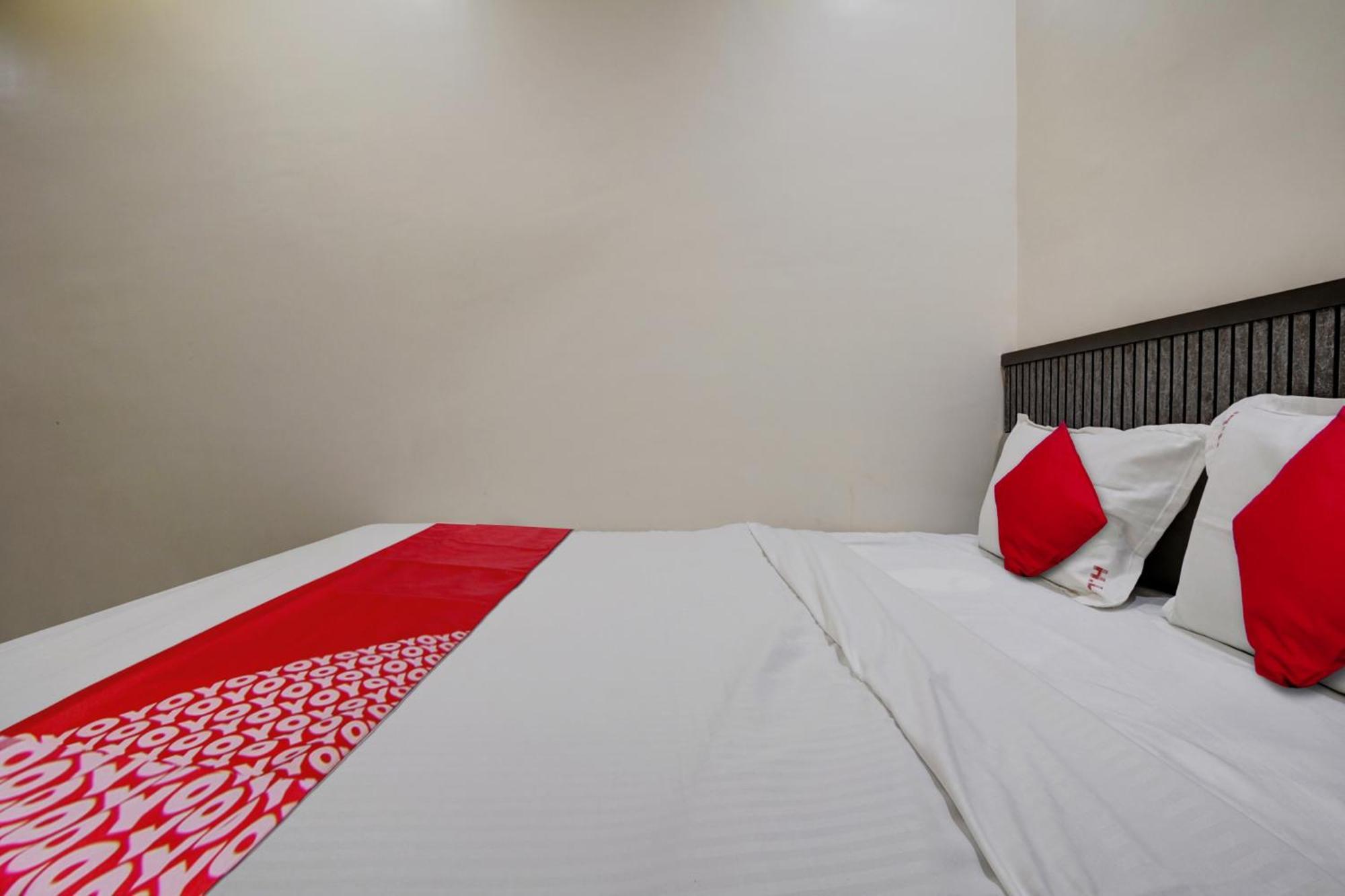 Super Hotel O Dhiman Residency Ulhasnagar Exterior photo