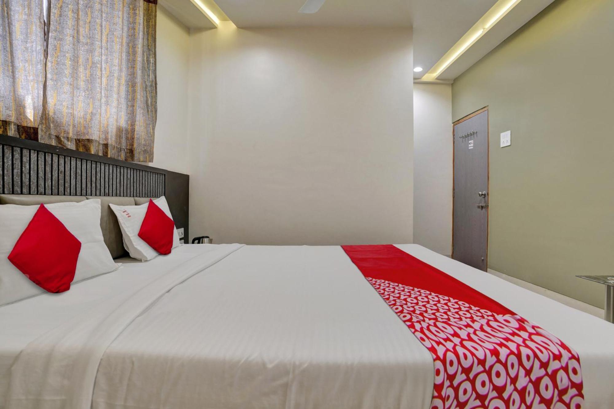 Super Hotel O Dhiman Residency Ulhasnagar Exterior photo